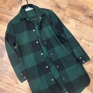Cute 90s style Flannel Shacket
